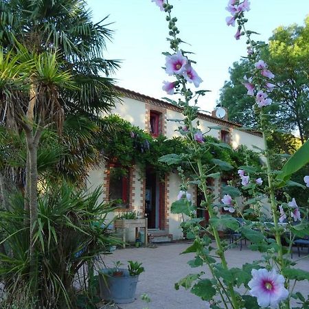 Les Trois Etangs Bed & Breakfast Saint-Viaud Dış mekan fotoğraf