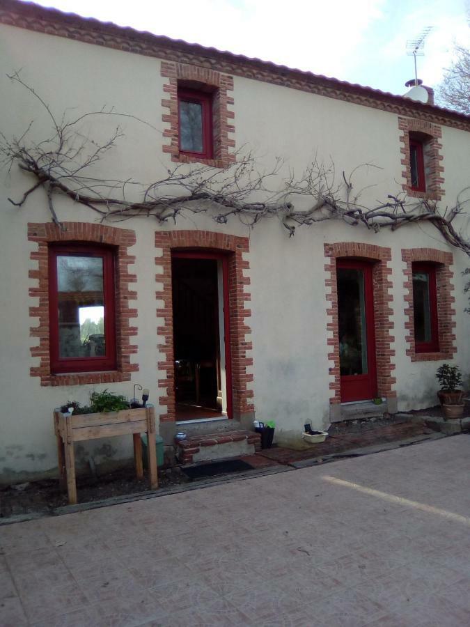 Les Trois Etangs Bed & Breakfast Saint-Viaud Dış mekan fotoğraf