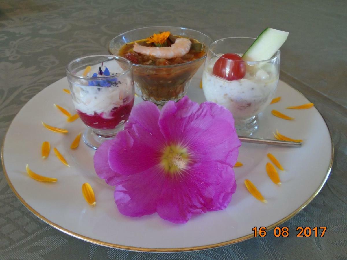 Les Trois Etangs Bed & Breakfast Saint-Viaud Dış mekan fotoğraf